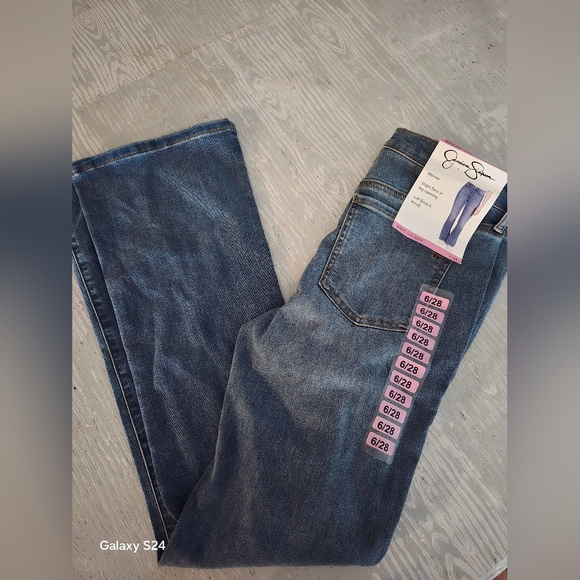 Womens Sz 6 Jessica Simpson Boot Cut Jeans New Nwt - Picture 1 of 5